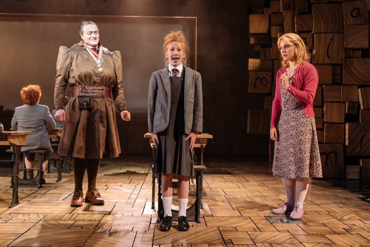 A ReAct tutor in a performance of Matilda the Musical